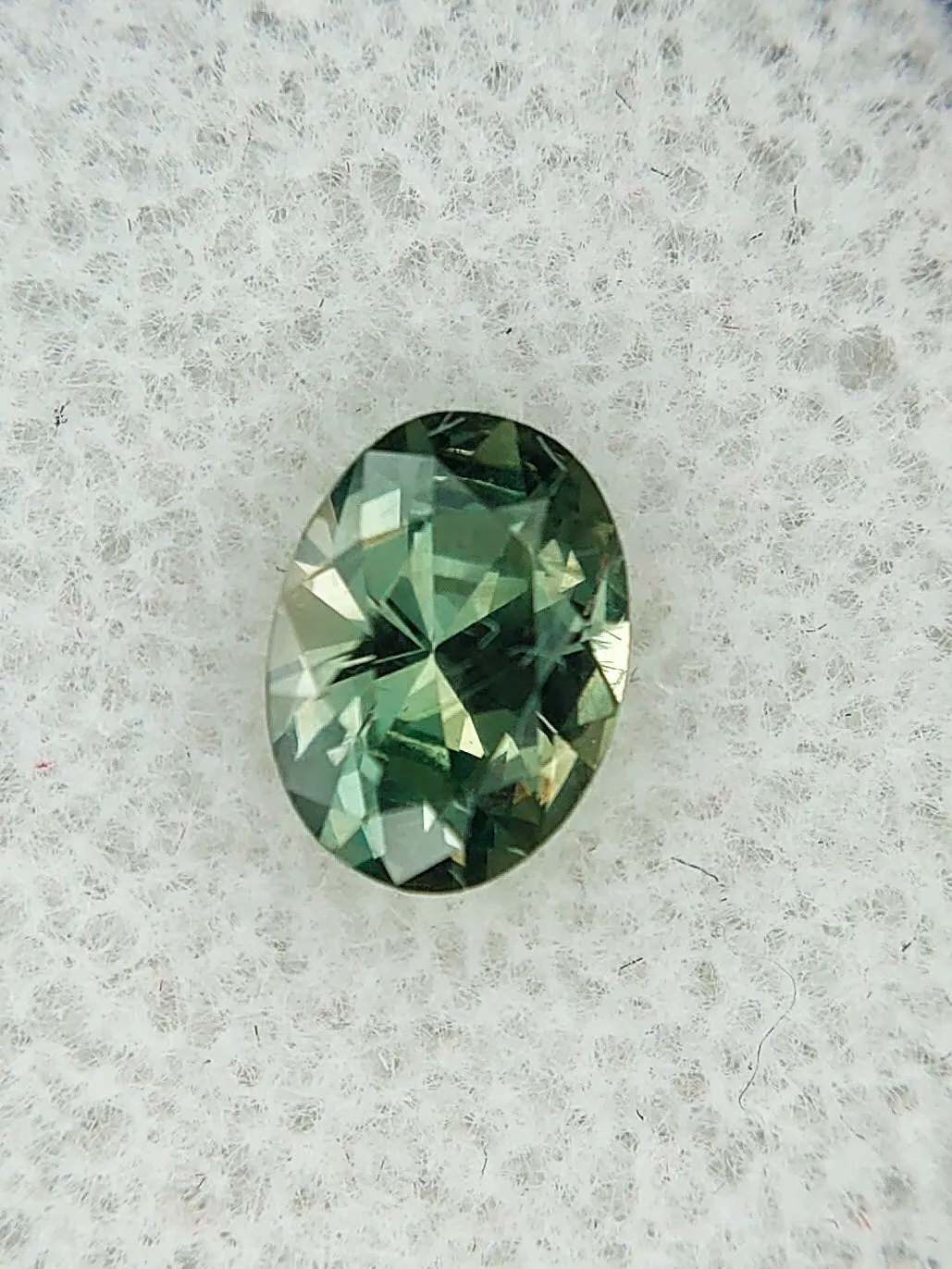 1.00ct FOREST GREEN MONTANA SAPPHIRE OVAL