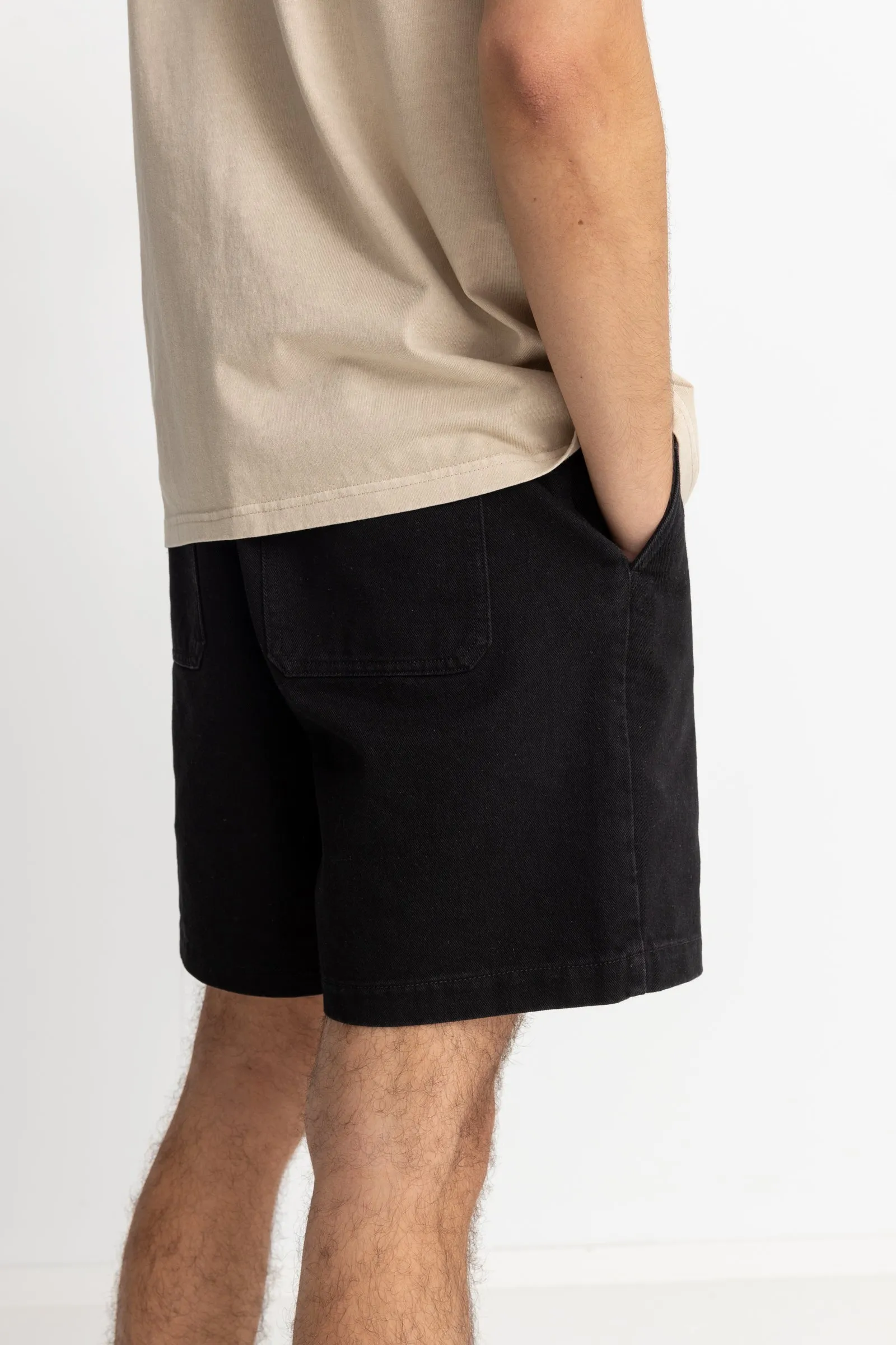 Denim Essential Short Worn Black