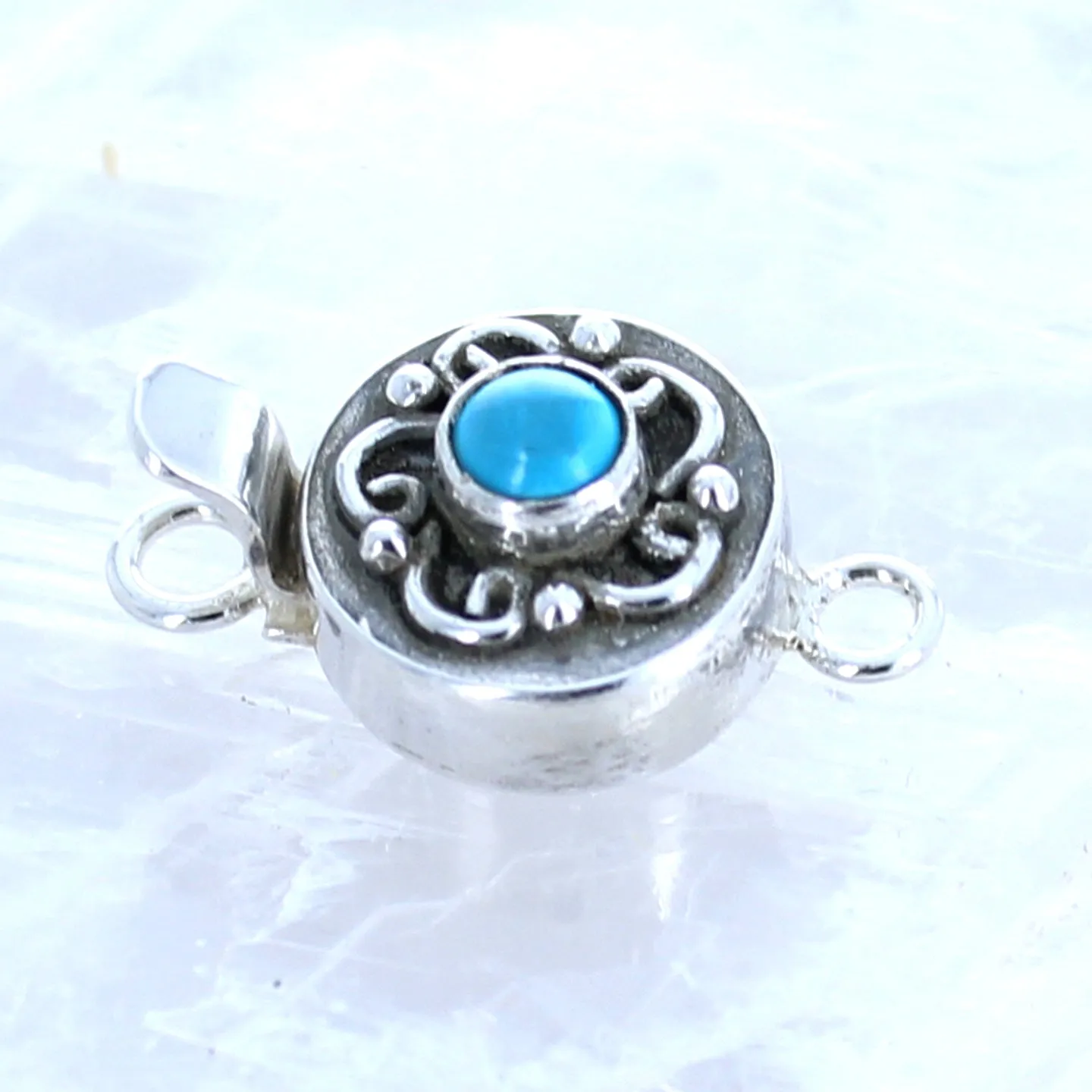 Sleeping Beauty Turquoise Clasp Sky Blue Wire Design Round 4mm