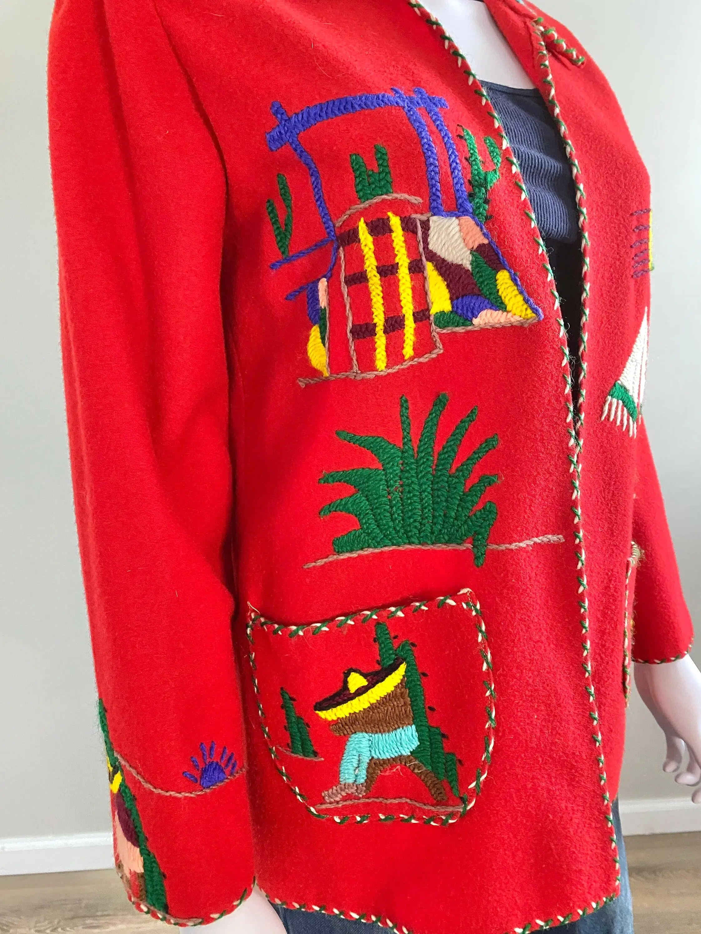 Vintage 1950s Red Mexican Souvenir Jacket / 50s red novelty print coat / 1950s red blazer / Size S